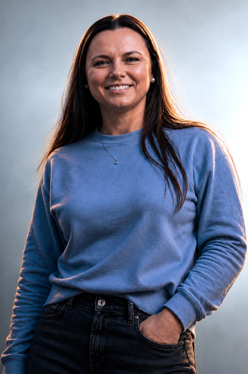 Laura Roth